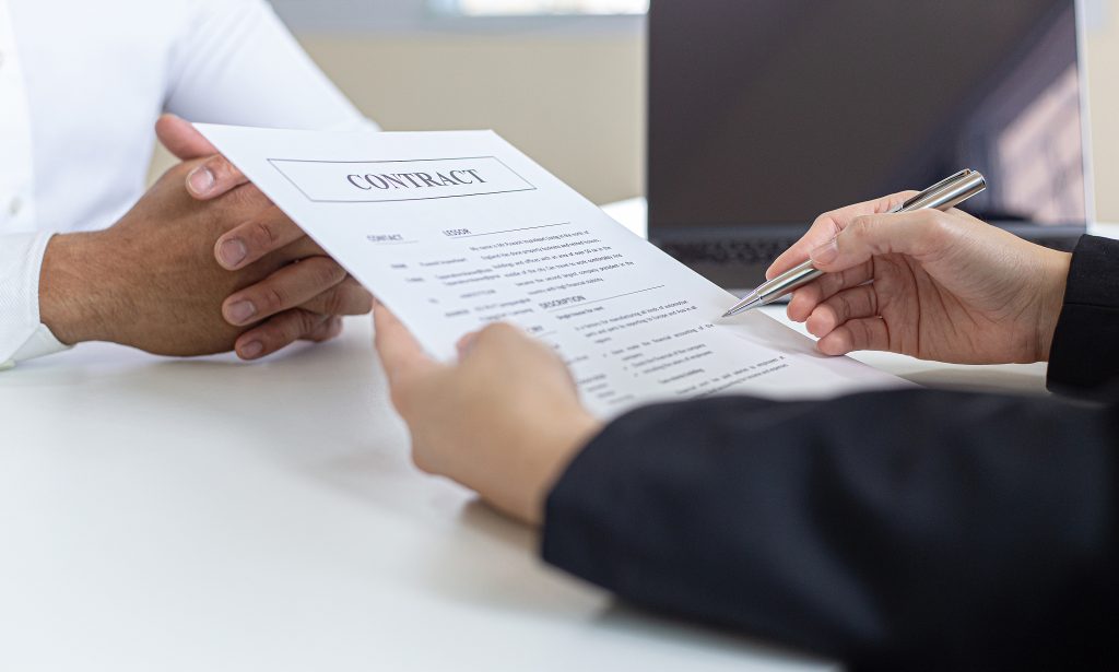 劳动合同翻译注意事项有哪些?缩略图 劳动合同翻译注意事项有哪些?缩略图