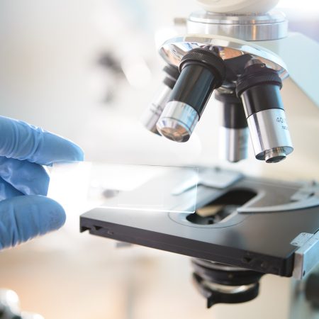 深圳人工翻译公司：人工翻译的优势是什么？